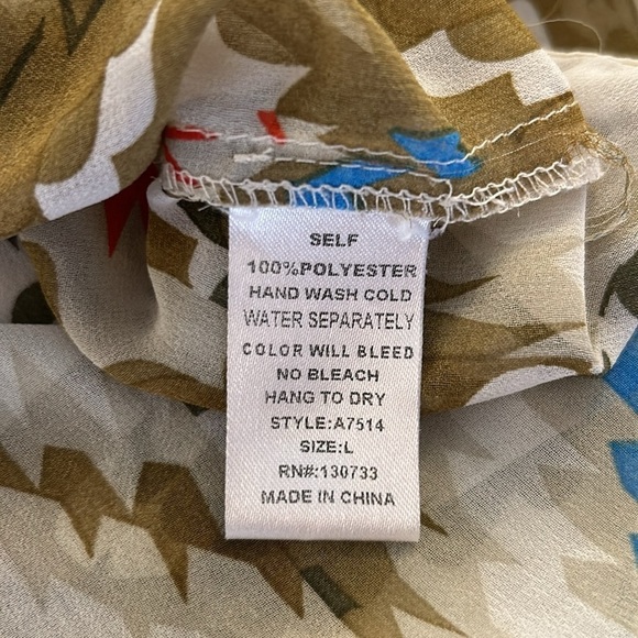 Umgee Boho Sheer Embroidered Ballon Long Sleeve Top Size Large - Picture 7 of 7